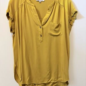 Rose & Olive Mustard Split-Neck Tunic Top
